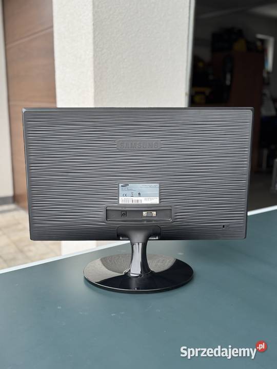 Monitor Samsung 22 215 cala LED S22C150 Monitory i projektory Kielce sprzedam
