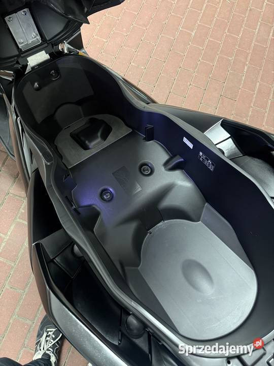 YAMAHA XMAX TECH 2024 125 Skuter na gwarancji wielkopolskie Leszno