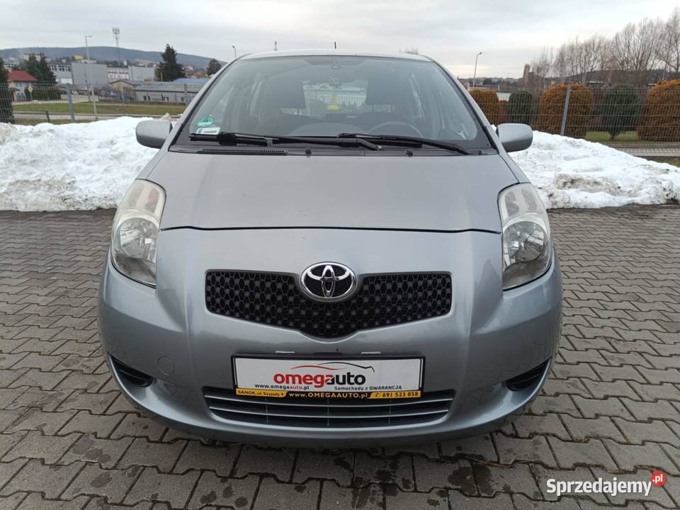 Toyota Yaris II Hatchback 5d 13 i VVTi 86 2007 poduszka powietrzna Sanok