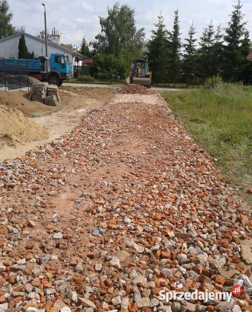 Utwardzenie wjazdu gruzem betonowoceglanym droga