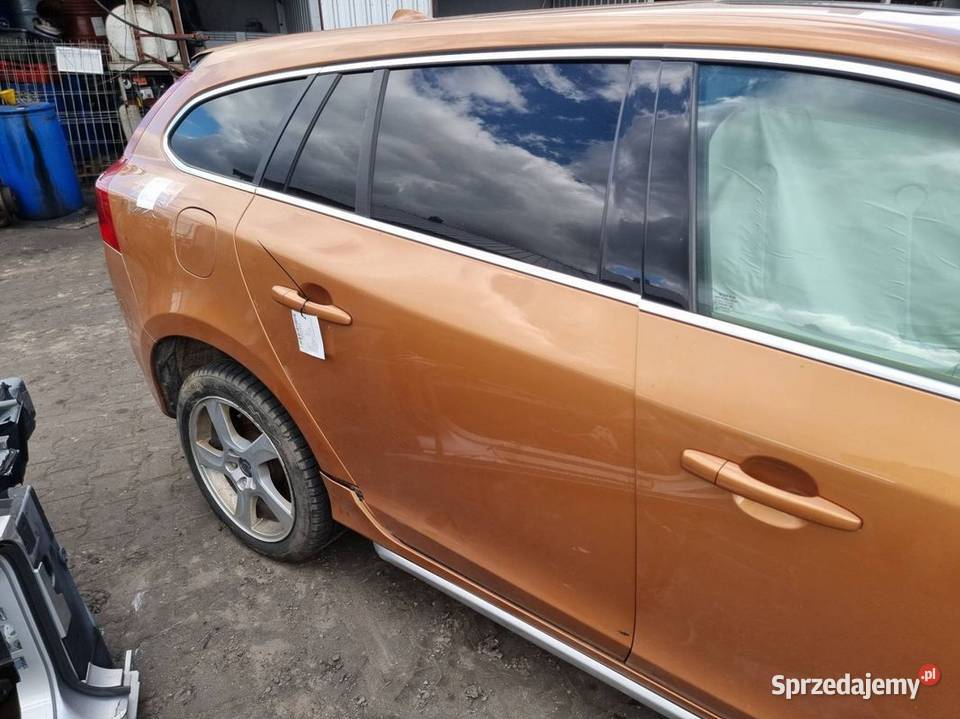 DRZWI PRAWE TYŁ VOLVO V60 704 VIBRANT COPPER Lipno