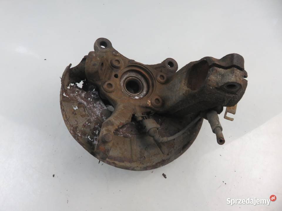 ZWROTNICA PIASTA PRZEDNIA PRAWA VW GOLF V 19 TDI osobowe