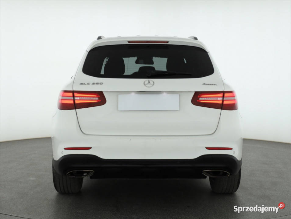 Mercedes GLC GLC 250 4MATIC Rok produkcji 2018 Piaseczno