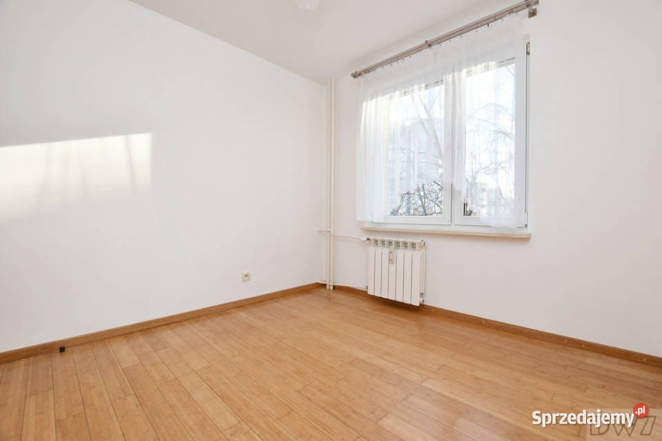 3 pokoddzielna kuchniabalkonDobrego Pasterza Kraków