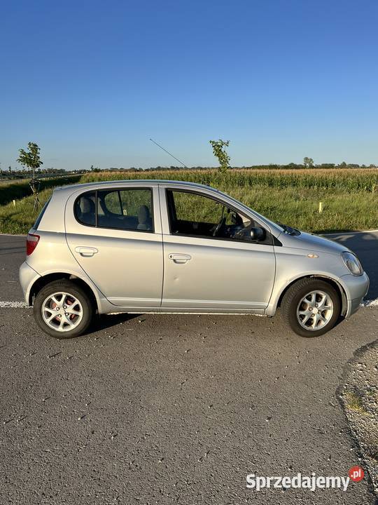 sprzedam toyota yaris 2001 silnik 13 Mielec sprzedam