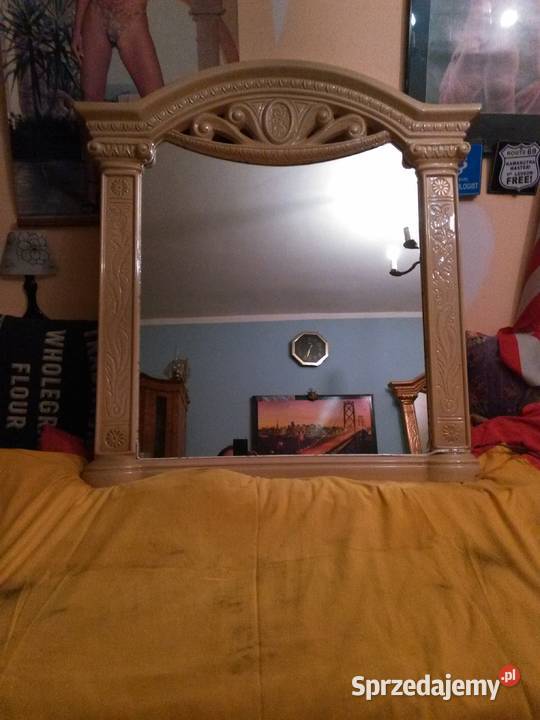 Majestatyczne lustro Katowice