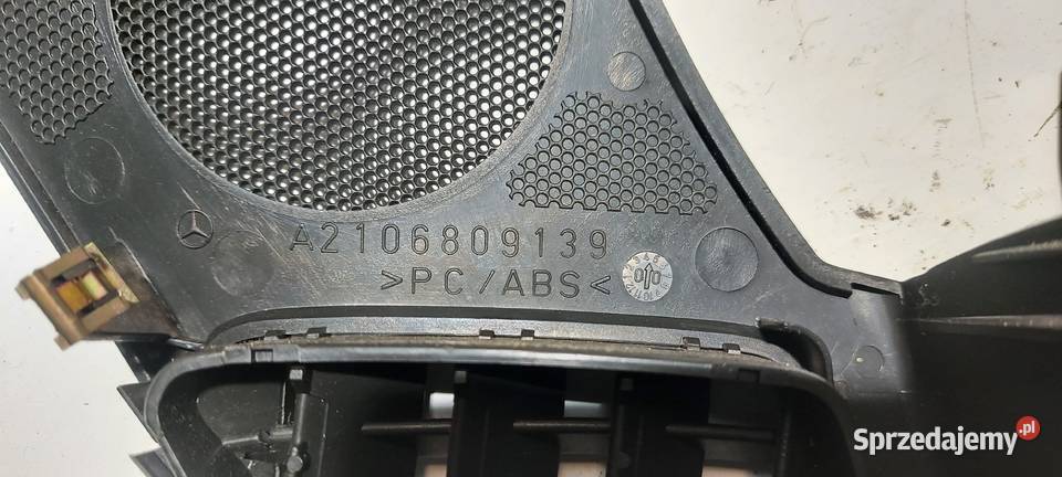 Maskownica glosnika mercedes w210 2106809139