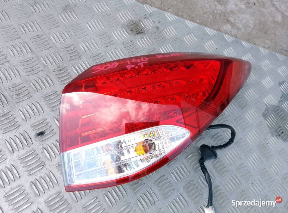 Hyundai i40 2013 Lampa tylna 924023Z0 Części samochodowe wielkopolskie Barłogi