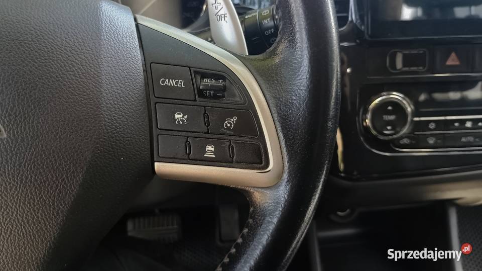 Mitsubishi Outlander salon 4x4 faktura VAT Strzegom