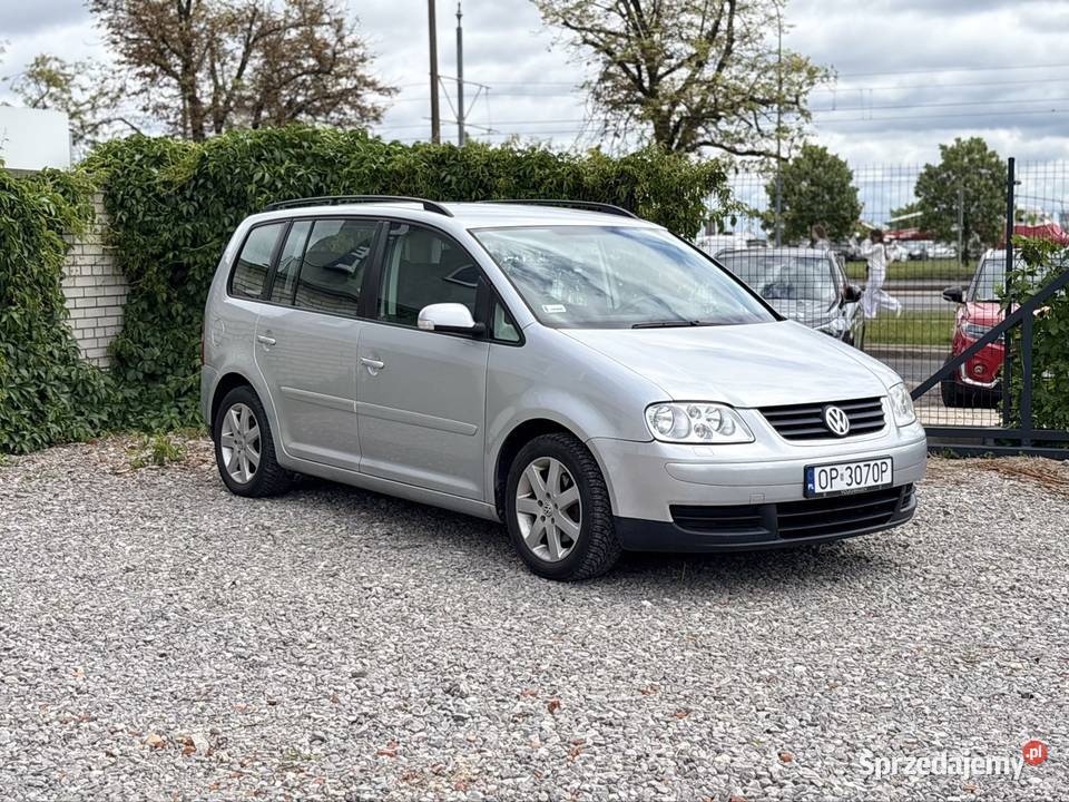 Volkswagen Touran 2005 16 Benzyna Manual 6 Touran Warszawa