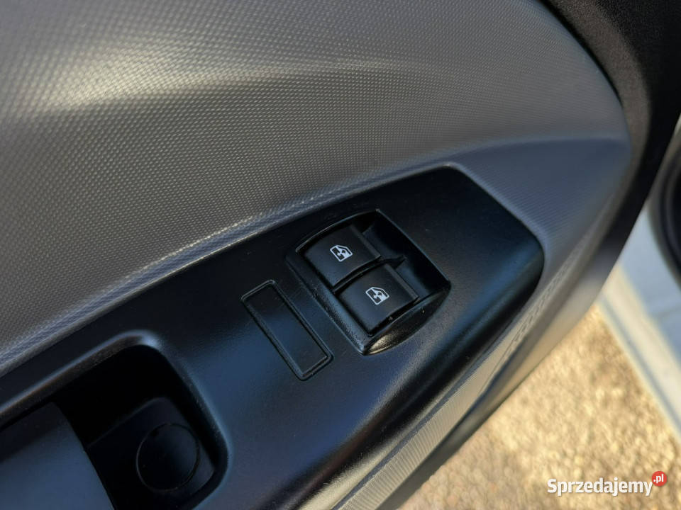 Opel Combo Klimatyzacja Ele szyby Ele lusterka elektryczne lusterka