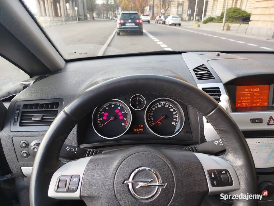 OPEL ZAFIRA B 18 XER 2015 r salon I wł serwis manualna Szczecin