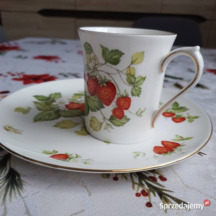 Queens filiżanka porcelanowa Nowa Sól