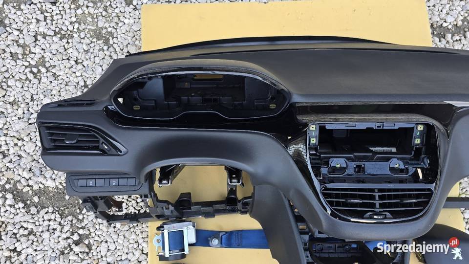 Peugeot 208 Deska Rozdzielcza Kokpit Konsola 2x
