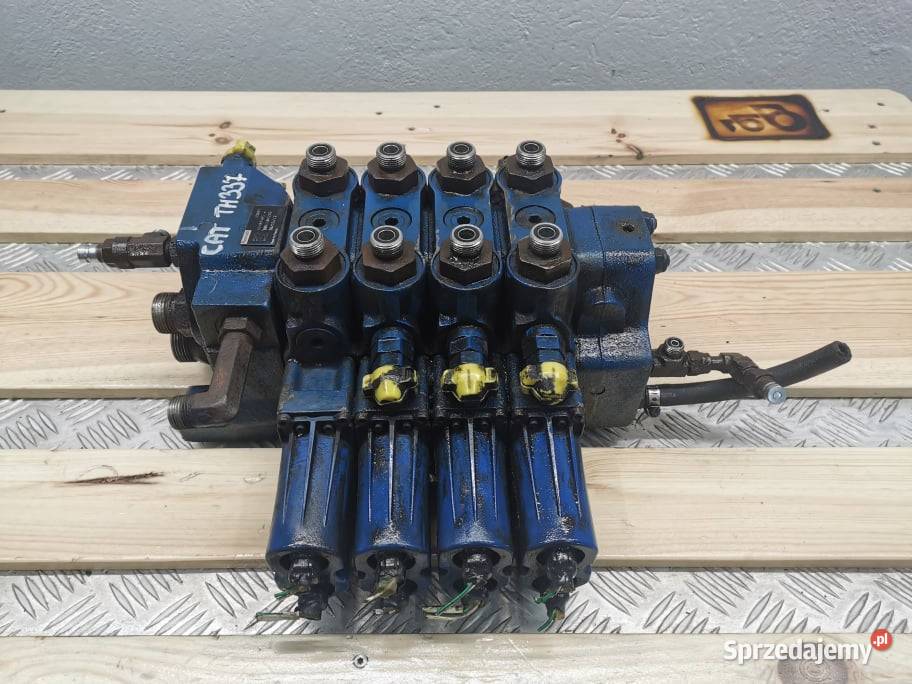 CAT TH 336 Rozdzielacz hydrauliczny Rexroth Wilkowo