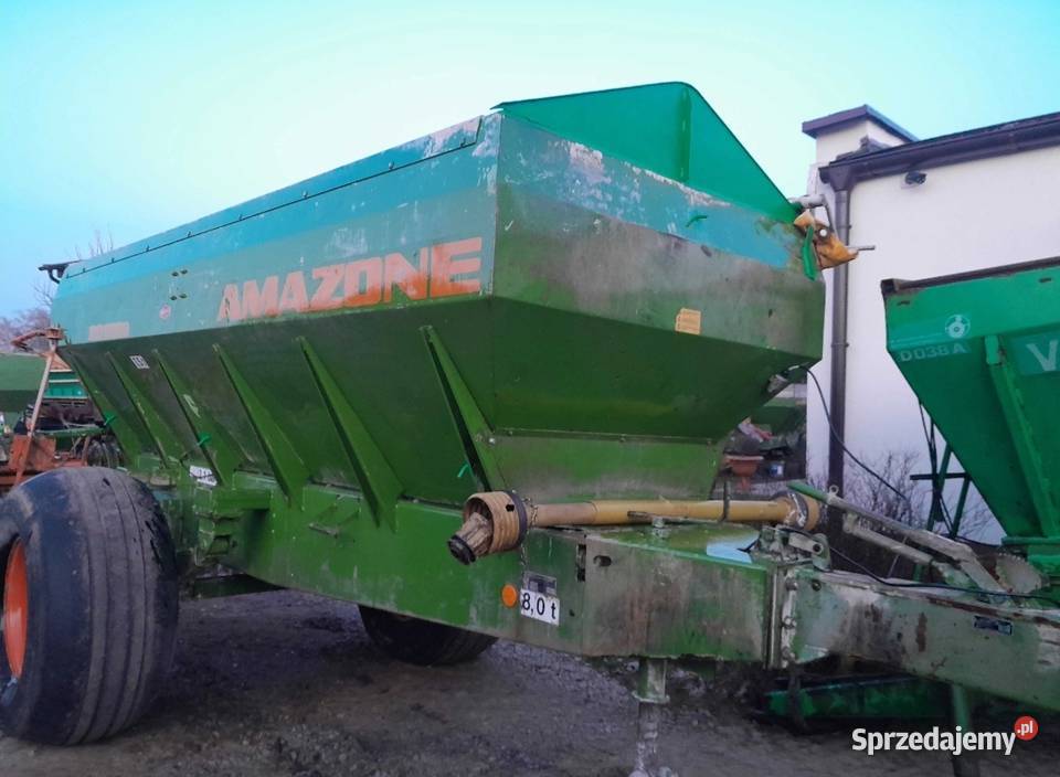 Rozsiewacz wapna Amazone ZG 8000 Sadogóra