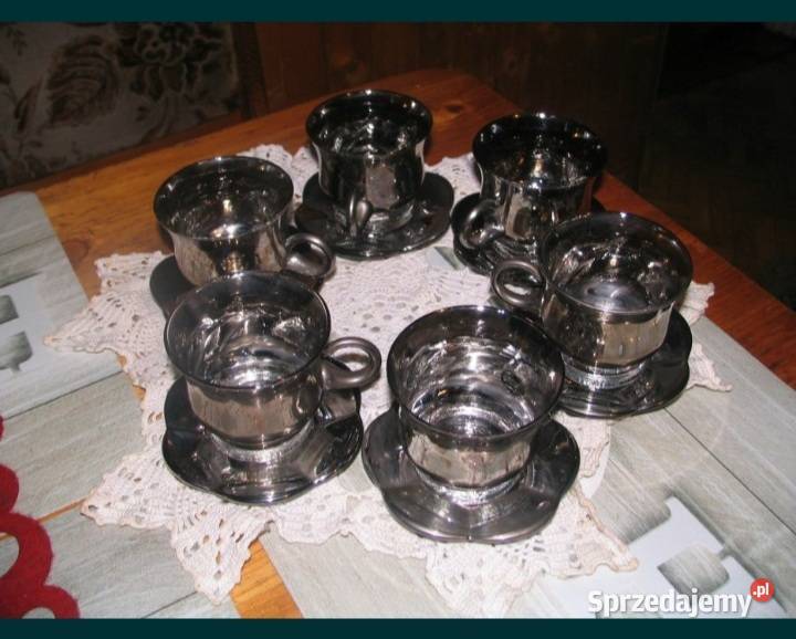 Komplet filiżanek z talerzykami plater Krosno Sosnowiec