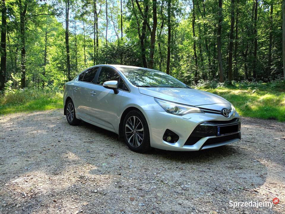 Toyota Avensis Zadbany Avensis z małym Chrzanów