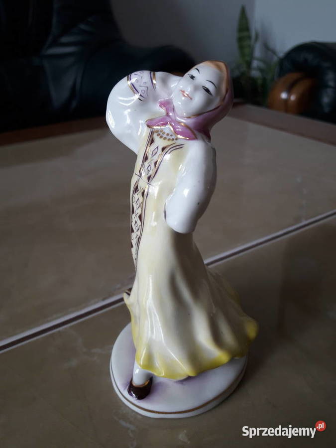 Figurka Tańcząca dziewczyna Turygiński Gzhel Janów Lubelski sprzedam