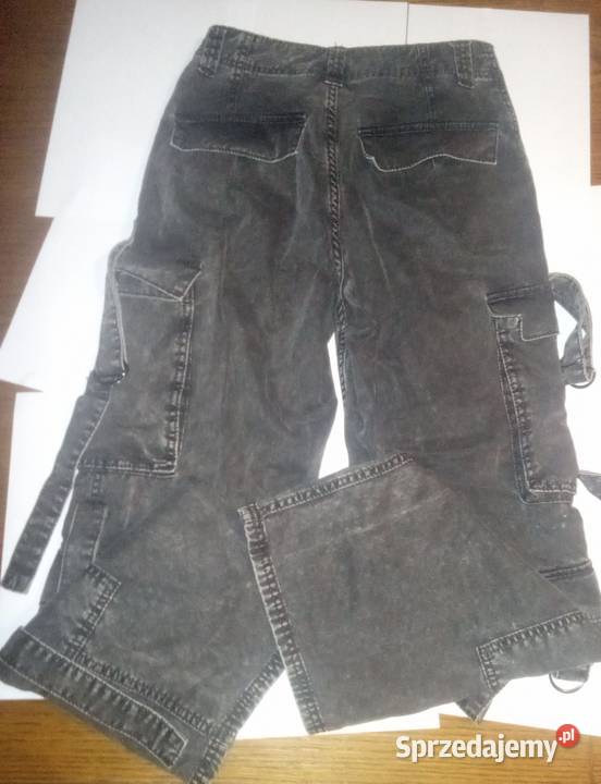 Spodnie z BERSHKA mazowieckie Nowy Dwór Mazowiecki