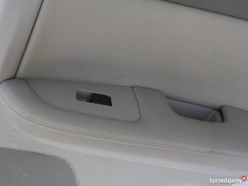 BOCZEK DRZWI TAPICERKA TYŁ NISSAN MAXIMA A35 sprzedam