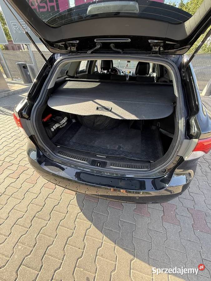 Toyota Avensis III Kombi 2012 Automat LPG Rok produkcji 2012 mazowieckie Warszawa