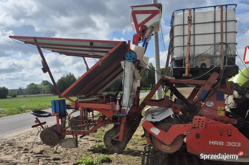 Sadzarka karezulowa Lauwers z broną aktywna Kuhn HRB303