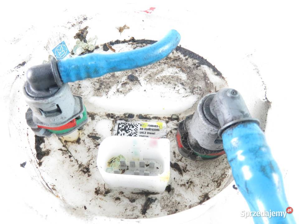 POMPA PALIWA BMW 2 F45 218 d 7300483