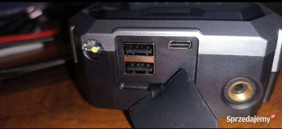 Booster jump starter kompresor samochodowy osobowe