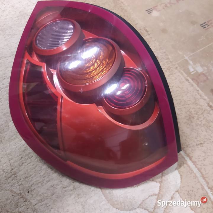 Lampa prawa tył Nissan Almera n16 hb lift osobowe Sokołów Podlaski