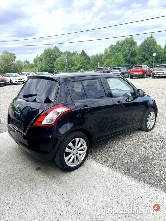 Suzuki Swift Benzyna 2013r lakier metallic lubelskie Tomaszów Lubelski sprzedam