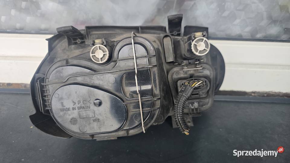 Lampa lewy przód do volkswagena golfa IV śląskie Sosnowiec