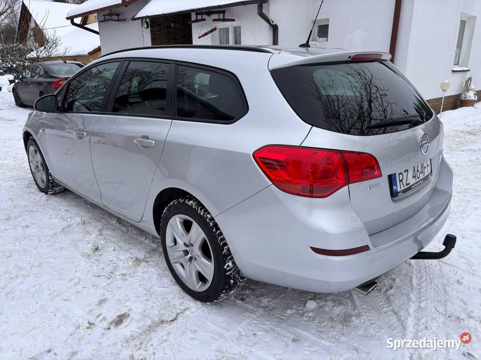 Opel Astra 14 Turbo 140 2010 Rzeszów