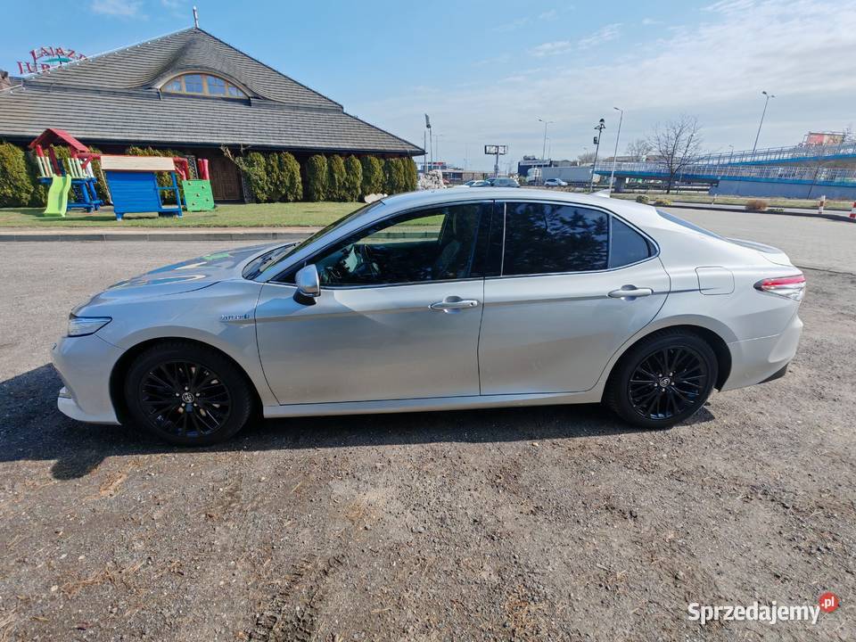 Salon Polska stan idealny śląskie Częstochowa sprzedam