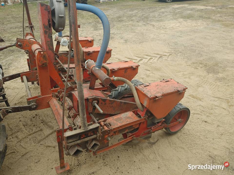 Sprzedam siewnik do kukurydzy