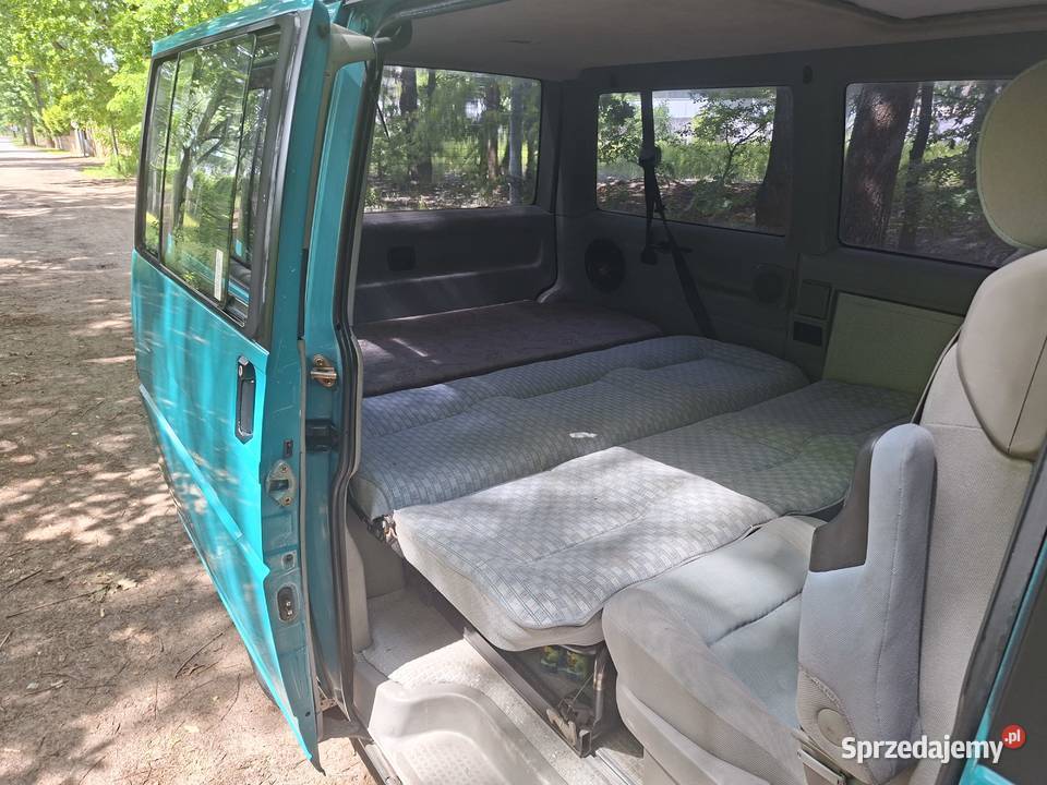 Volkswagen Multivan 24td 443000km Multivan mazowieckie Kobyłka