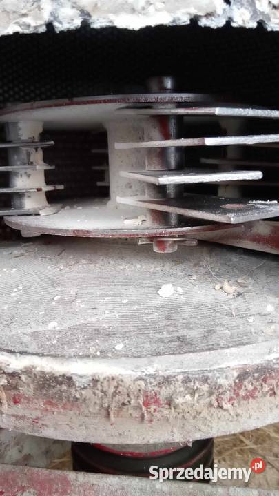 Śrutownik bąk z silnikiem 75 kW Dolna Grupa