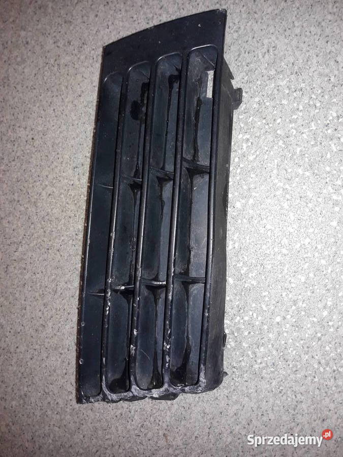 kratka zaślepka halogenu prawa audi a4 b5 lift sprzedam
