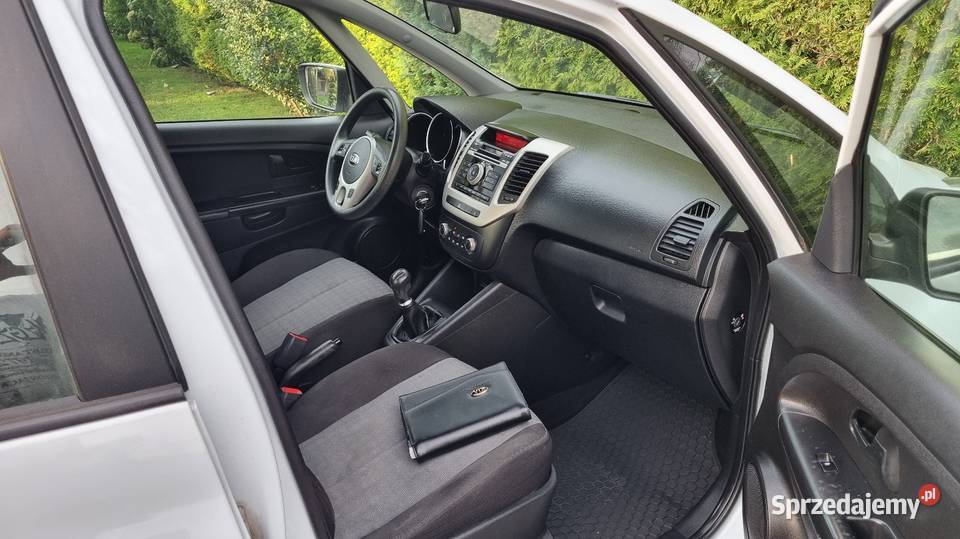 14 benzyna bezwypadkowy 97800 gniazdo AUX