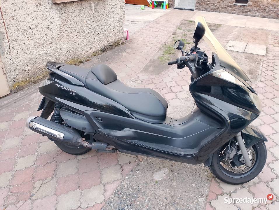 Yamaha Mejesty 400 z 2006 roku Rok produkcji 2006