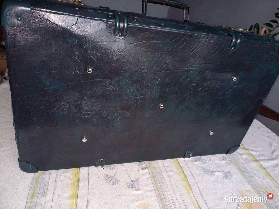 Stara walizka renowacji łódzkie
