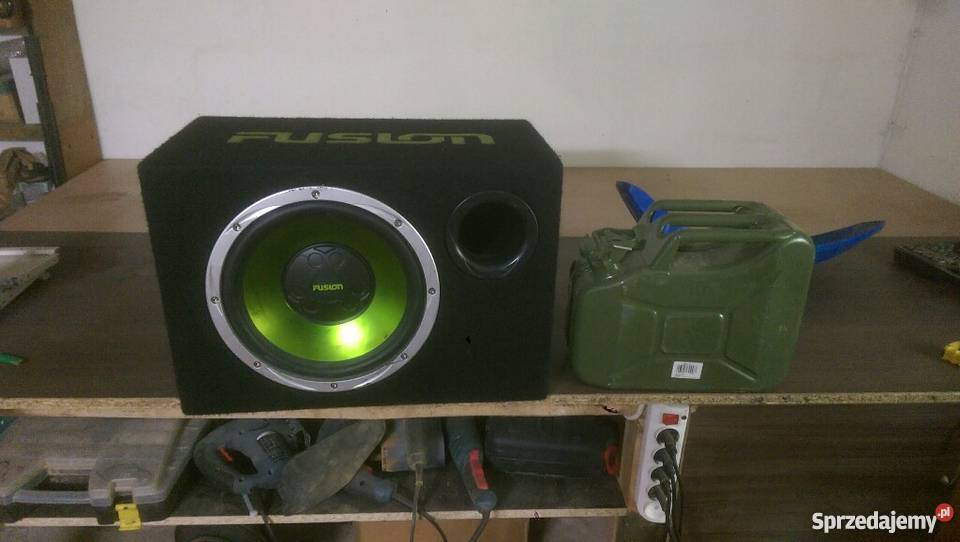 tuba samochodowa wzmaczniacz Wach