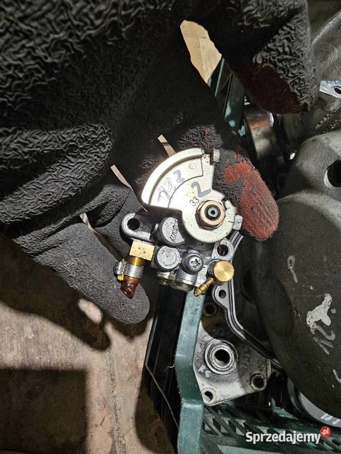 Aprilia RS 125 rotax 122 dozownik pompa pompka Jelenia Góra
