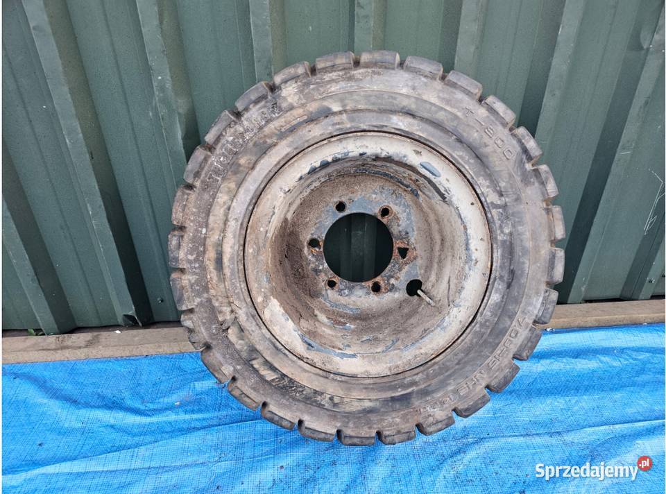 KOŁO OPONA TRELLEBORG 700 700 R 15 T 900 NHS Opony rolnicze Szprotawa