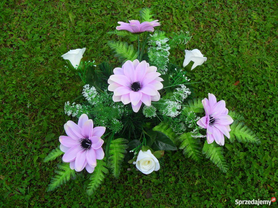 Stroiki sztuczne wiązanki kompozycje na grób Nowy Sącz
