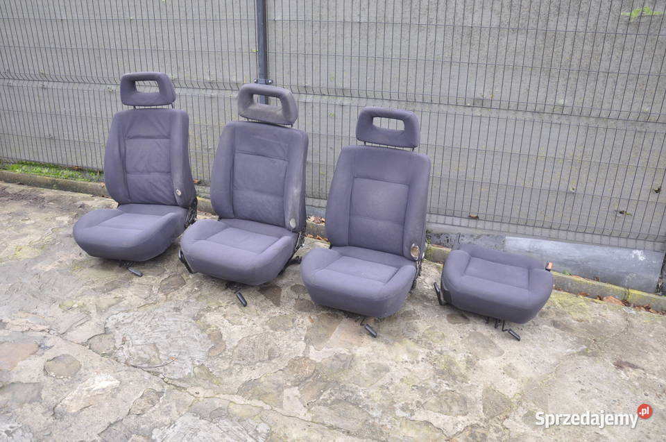 Fotele Audi 80 B4 Czarne Uszkodzone Na części Rzeszów