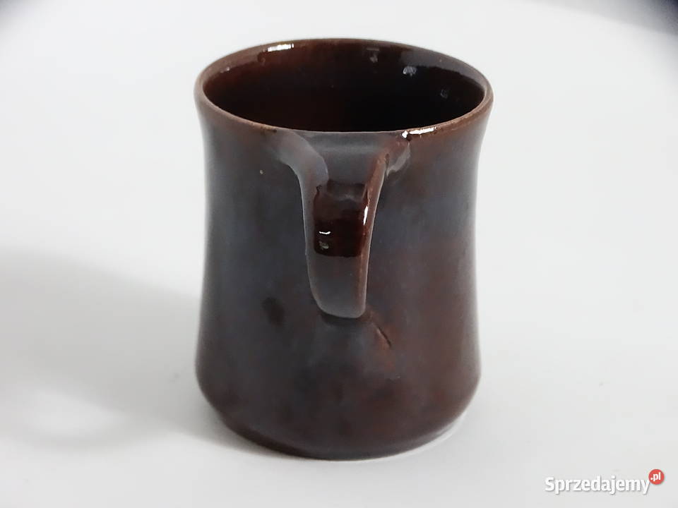 Lekki kubek vintage Brązowa ceramika artystyczna Biłgoraj