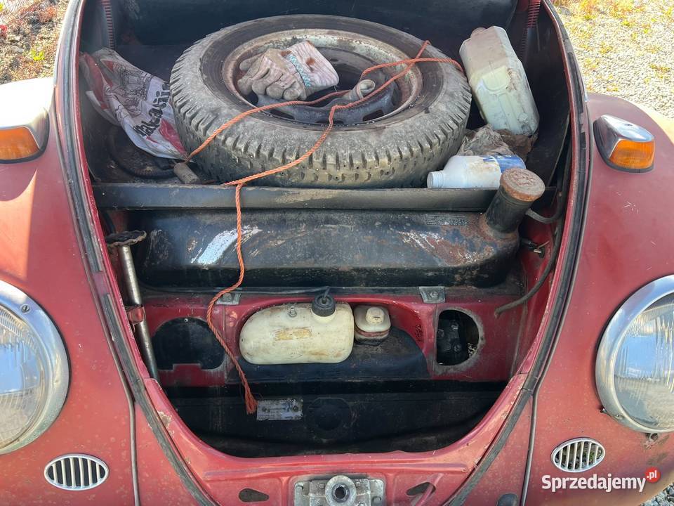 VW Garbus 1300 Ruby Red 1966 Wrocław