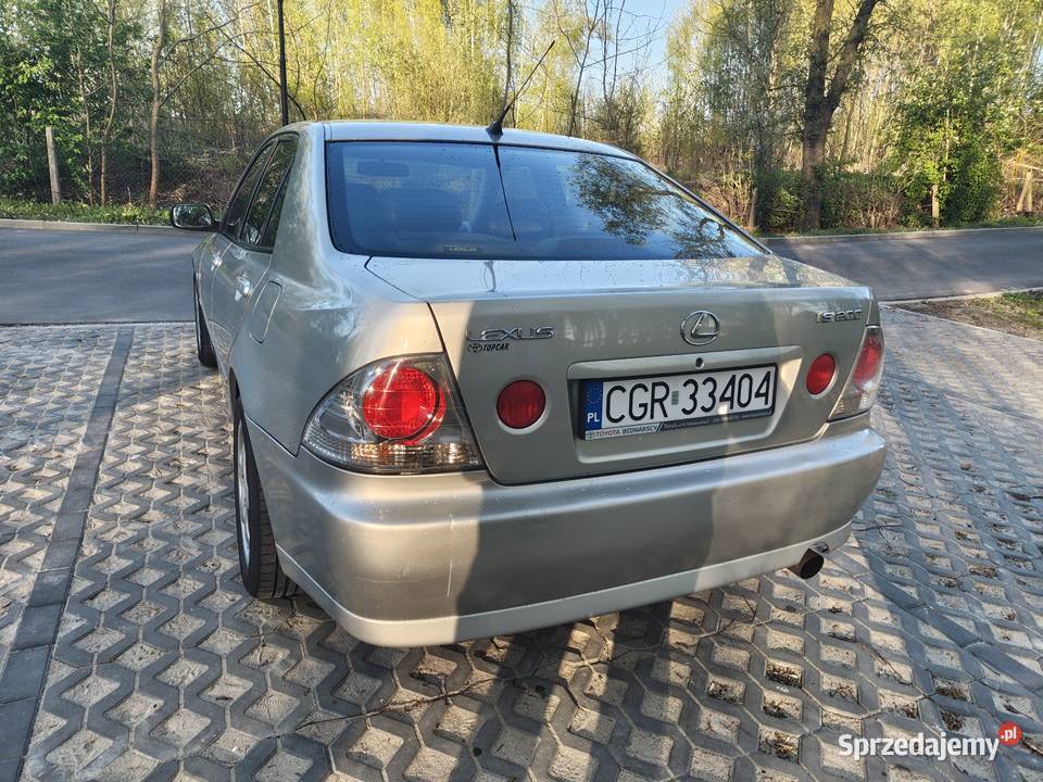 Lexus is200 Szczepanki