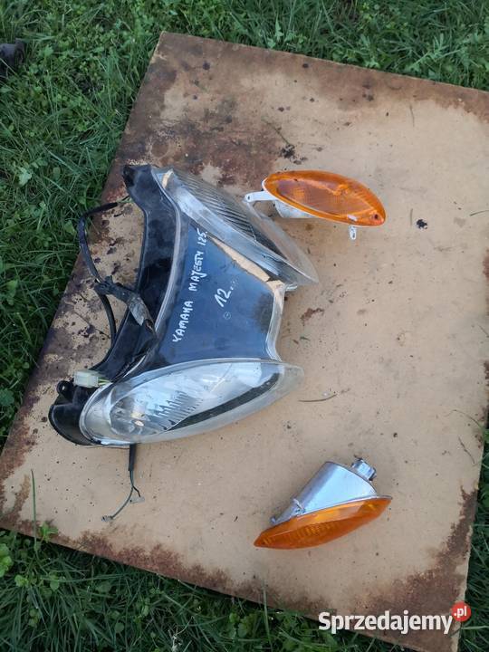 Czacha z lampami yamaha Majesty 125 Grudziądz
